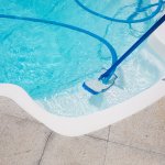 Tendências em design de piscinas: estilos e materiais em alta